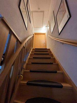 Treppenaufgang zum DG