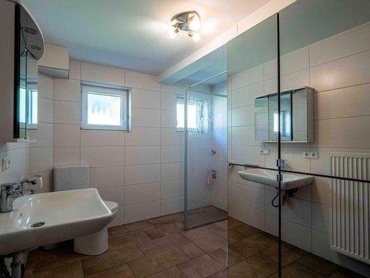 EG - renoviertes Bad