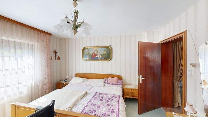 Schlafzimmer Betreiberwohnung Erdgeschoss