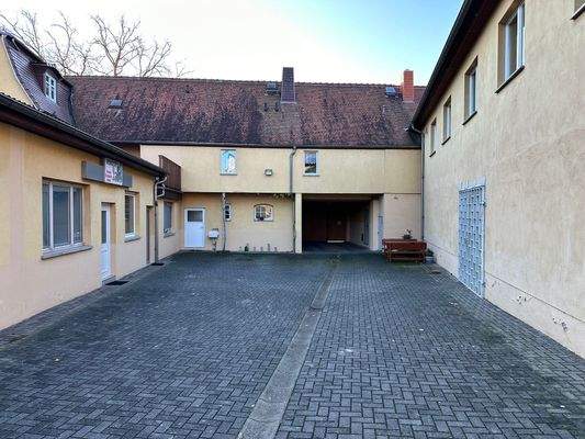 Wohn- und Geschäftshaus - Hofansicht 2