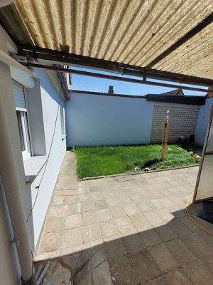 überdachte Terrasse