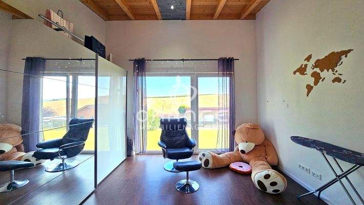 Großes Kinderzimmer 1