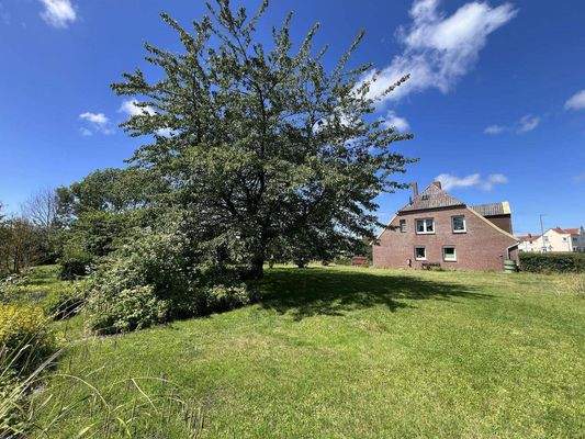 Blick aus dem Garten.JPG