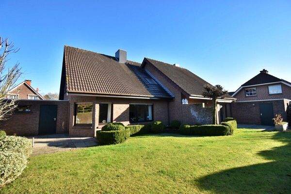 Blick Richtung Haupthaus