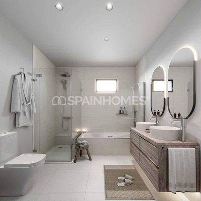 Sea View Real Estate with Terraces in a Popular area of Fuengirola