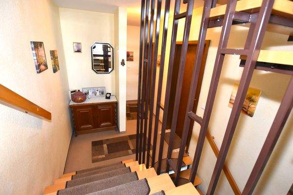 Treppe zur nächsten Halbetage.JPG