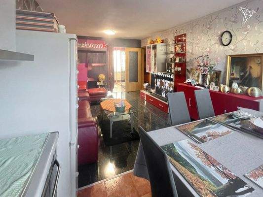 Wohn- &amp; Essbereich