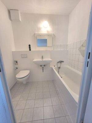 WOHNBEISPIEL - Badezimmer