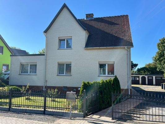 003 - Straßenansicht.jpg