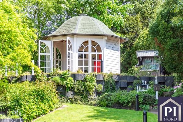 Hochwertiger Gartenpavillon mit Küche