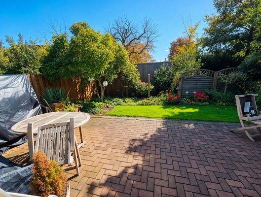 20251010_154831 - (KI generiert)