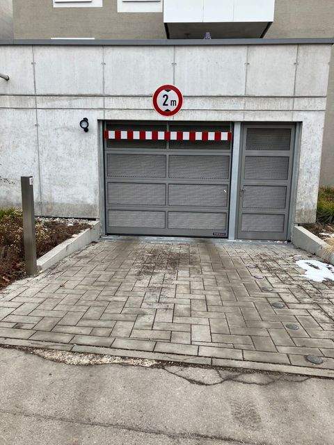 München Garage, München Stellplatz