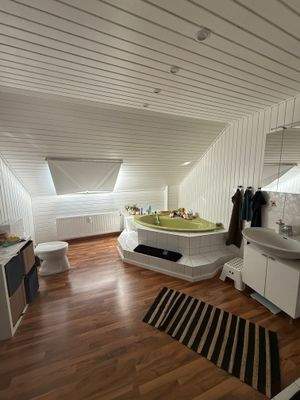 Badezimmer 2.OG Hochstr. 11