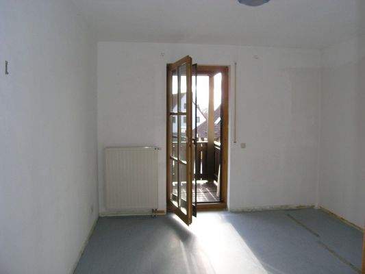 Schlafzimmer mit Zugang zum Süd-West-Balkon