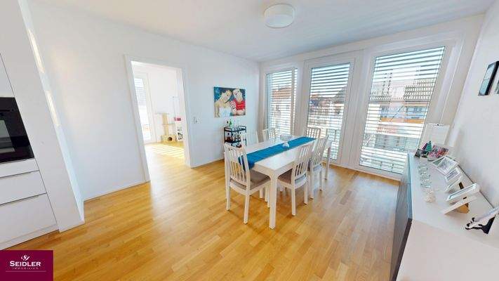 Großzügiger Essbereich