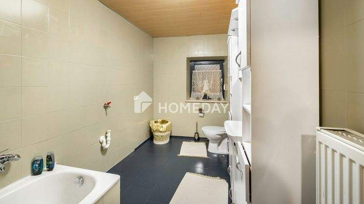 Haus 2 EG Badezimmer 1