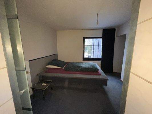 Einliegerwg. Schlafzimmer.JPG