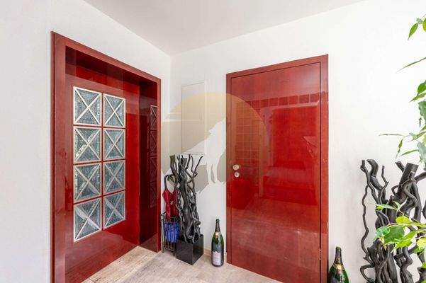 wohnung-baden-baden-eingangsbereich-wolf-immobilien