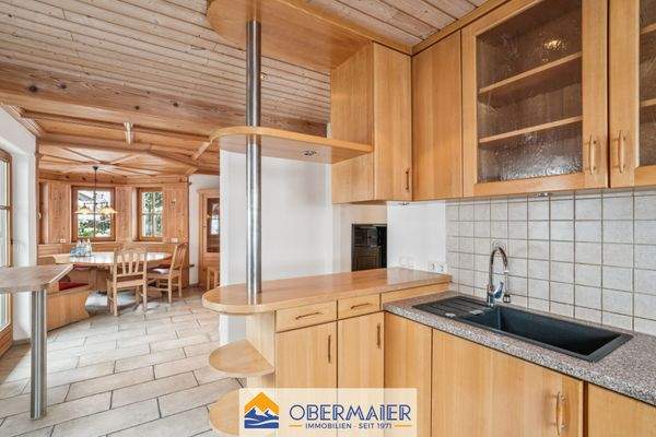 02_Große_Küche_für_eine_große_Familie