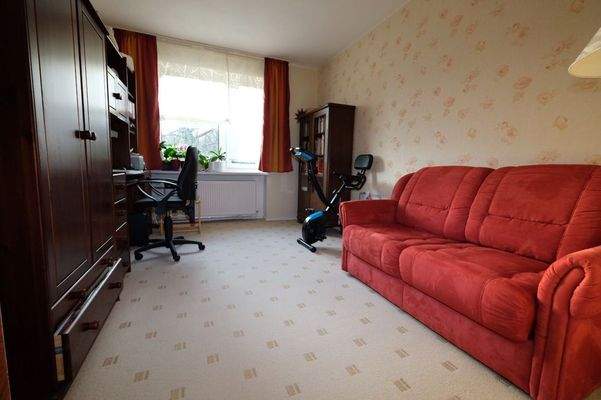 DCBA01E5-B66E-4321-9969-77A038728919-6454-0000090183B16FEB