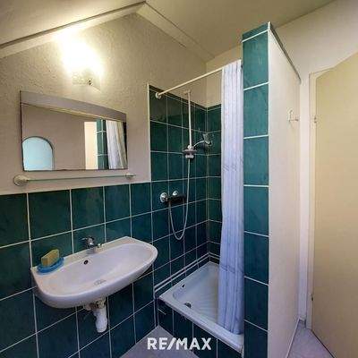 Wohnung 3 Badezimmer mit Dusche