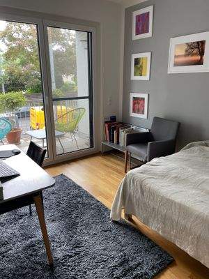 Kinderzimmer mit kleinem Balkon 