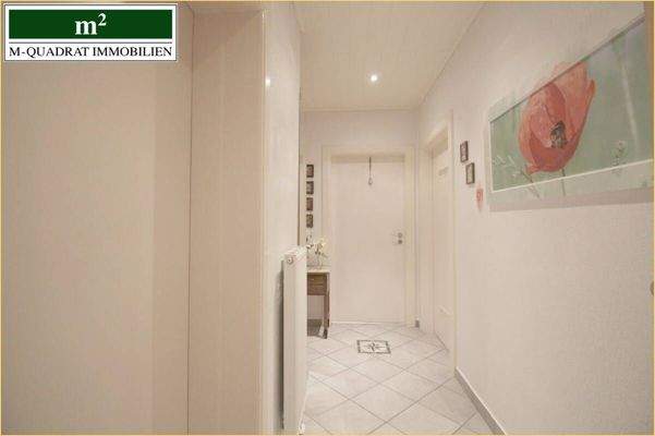 Eingangsbereich und Wohnungsflur