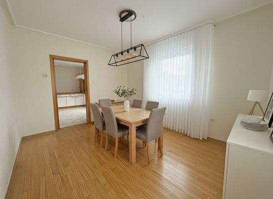 Virtuelles Homestaging Esszimmer