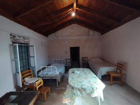 Kreta, Agii Pantes: Klassisches Steinhaus in traditionellem Dorf zu verkaufen