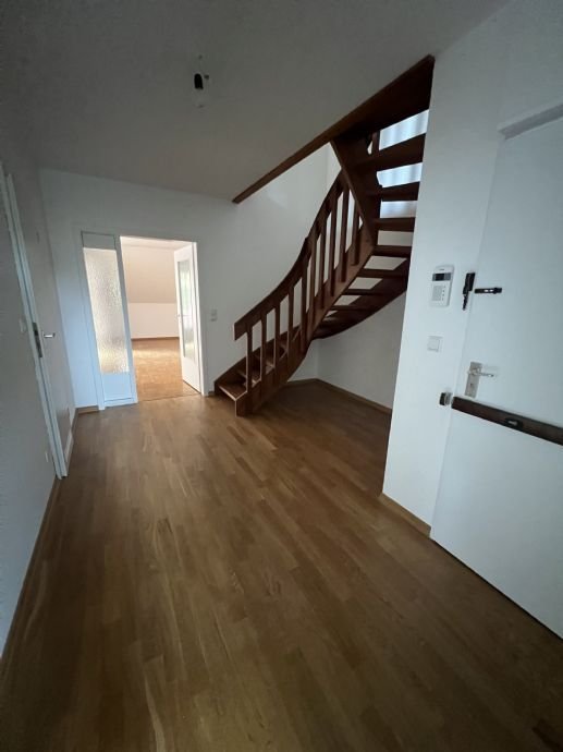 Schöne 3-4 Zimmer Wohnung in Hamburg, Wellingsbüttel zu vermieten