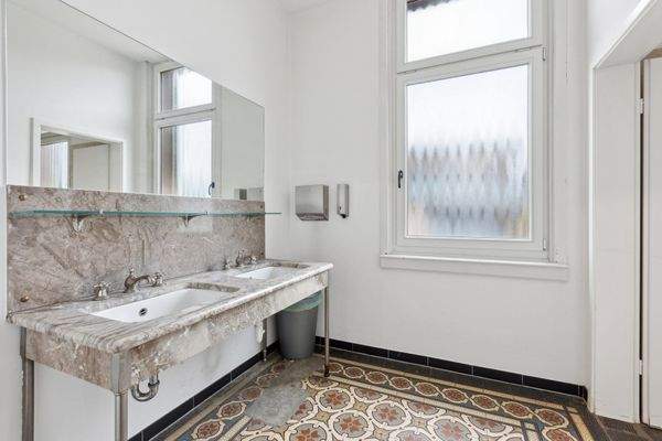 gemeinschaftliche Sanitärräume