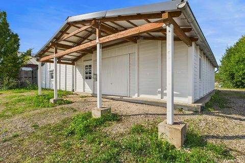 Osburg Halle, Osburg Hallenfläche