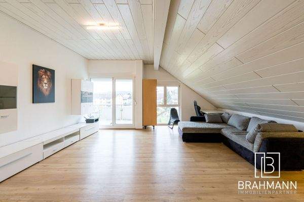 Großzügiger Wohn- und Essbereich