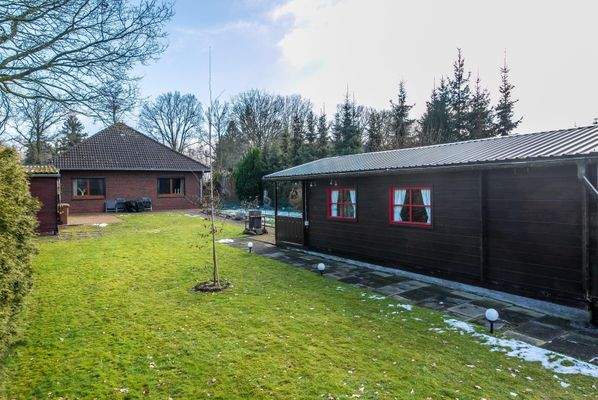 Außenansicht Rückseite