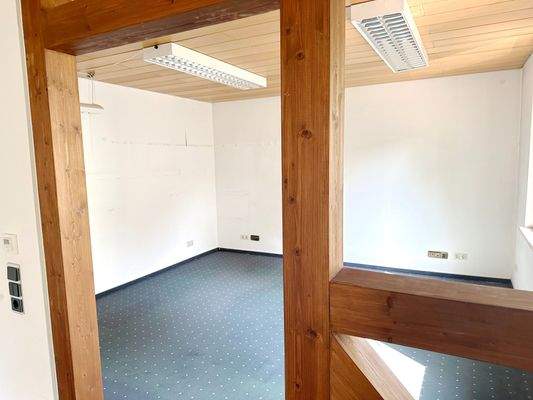 Hauptgebäude Wohnung OG Wohnen