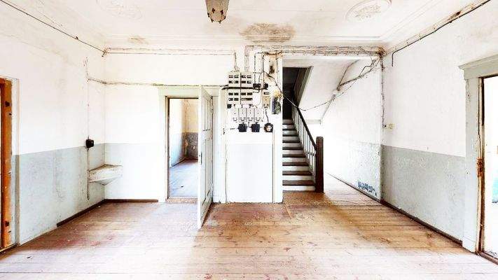 Obergeschoss-Dachgeschosstreppe