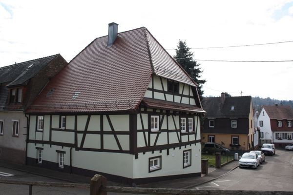 Hausansicht Strasse