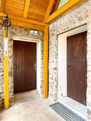 Kellereingang mit Naturstein