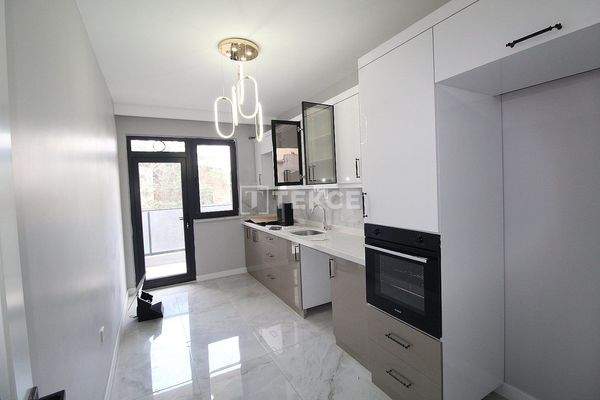Ready-to-Move Apartments Near the Metro in Eyüpsultan Istanbul