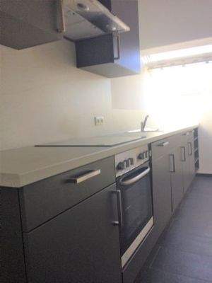 Küchenzeile mit Abzug nach Außen