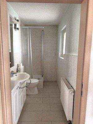 EG: z. B. zukünftiges Bad und separates Gäste-WC