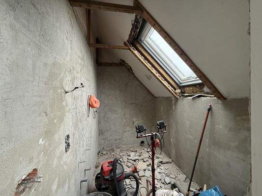 Bad (Rohbauzustand) DG