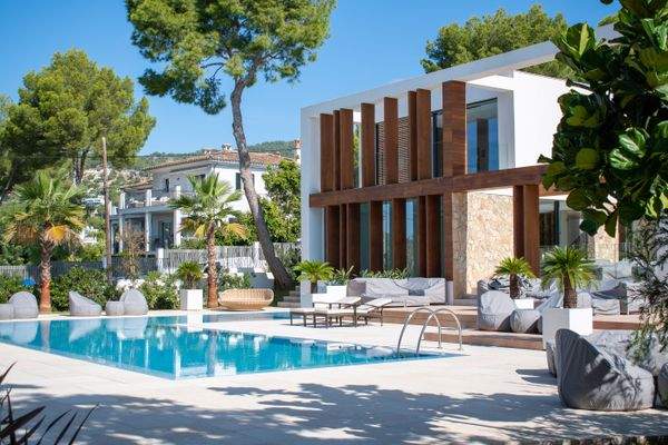 Community Pool in apartments in Portals Nous 2