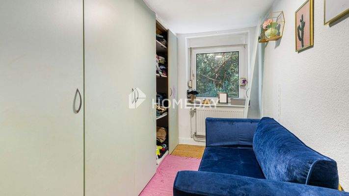 W2 1. OG Ankleidezimmer 1