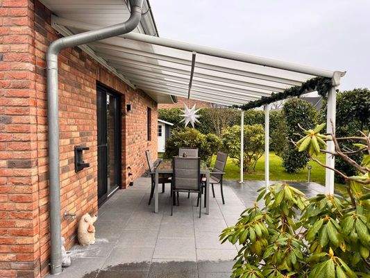 1. überdachte Terrasse