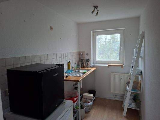 5 Wohnung DG rechts Küche.jpg