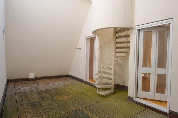 Patio 2 Eingänge zum Studio