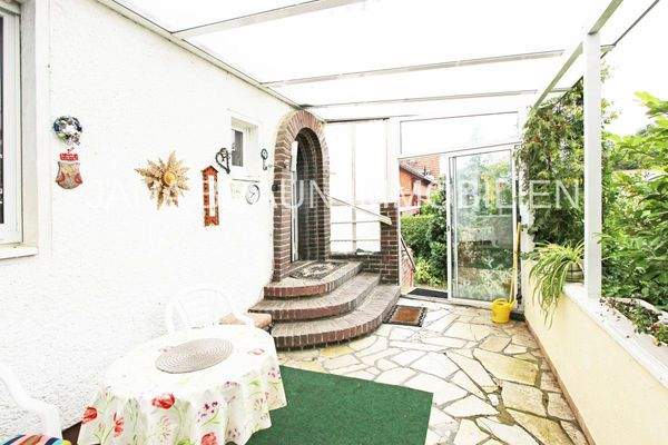 Hauseingang - Terrasse