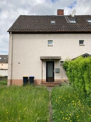 Doppelhaushälfte mit Garage in Duisburg-Buchholz