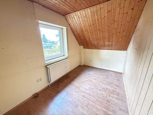 weiteres kleines Zimmer am Schlafzimmer